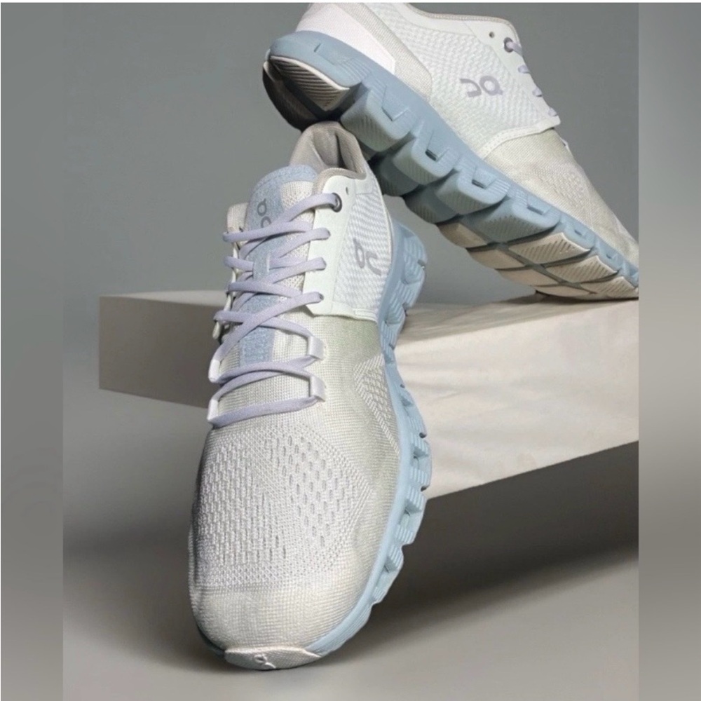 🌐US 9.5-ON Cloud X Shift “ALOE/SURF" Women's Mesh Trainers